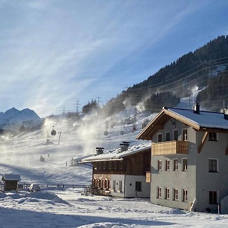 Chalet Marmotta "Neve" - Luxus Chalet Sankt Anton am Arlberg Bagian luar foto